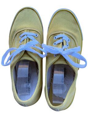 US & Sports Comfort Yellow Lace-up Casual Sneakers Women's Size 9 (READ)